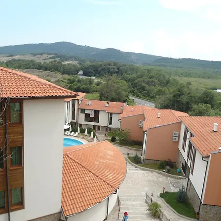 Ośrodek wypoczynkowy Arkutino Family 4*